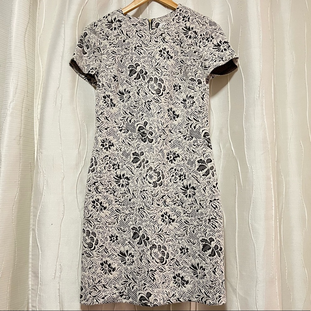 Calvin Klein White and Gray Floral Dress. Size 4.